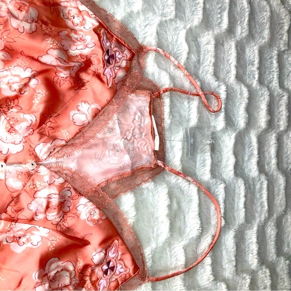 Free People Intimates Size Medium Peach Floral Satin & Lace Top Romance - Picture 10 of 12